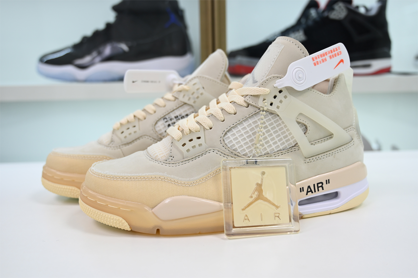 AIR JORDAN 4 RETRO x Off-White  CV9388-100