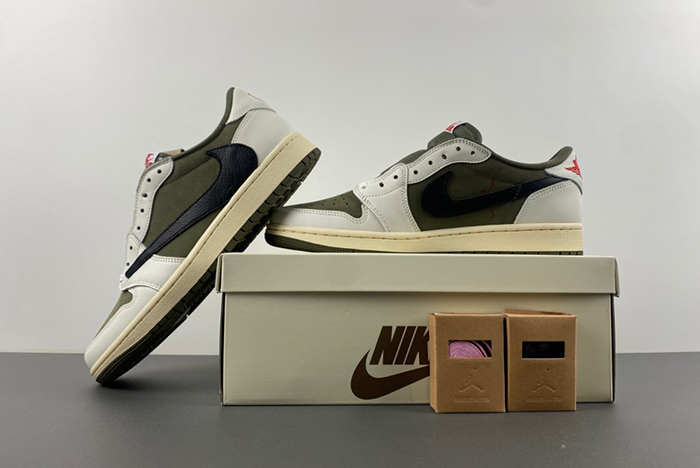 Travis Scott x Air Jordan 1 Low OG  Medium Olive DM7866-200