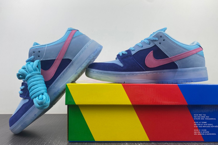 Nike SB Dunk Low Run The Jewels - DO9404-400
