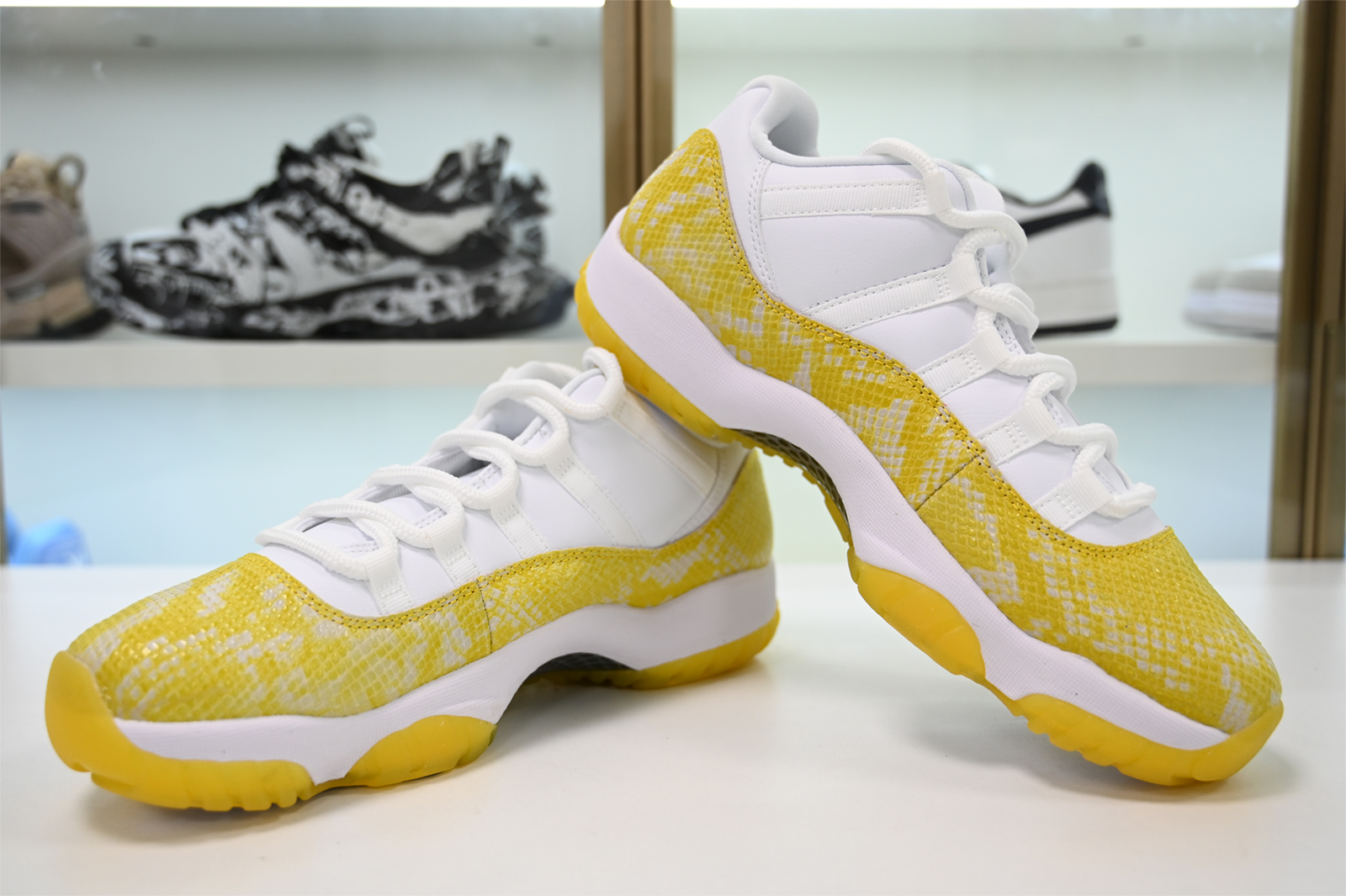 Air Jordan 11 Low “Yellow Snakeskin” AH7860-107