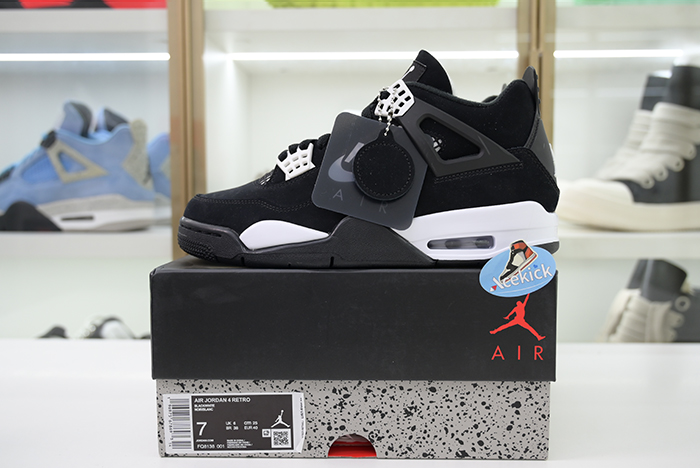 AIR JORDAN 4 RETRO 'WHITE THUNDER'  FQ8138-001