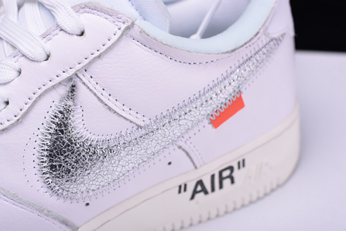 Off-White  Nike Air Force 1 Low ComplexCon White AO4297-100