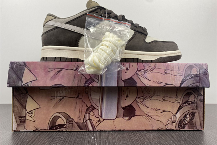 NIKE SB Dunk Low