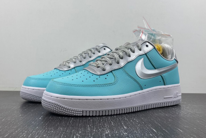 Tiffany & Co. x Nike Air Force 1 Low  silver DZ1382-003