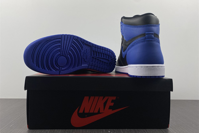 Air Jordan 1 Retro Royal High 555088-007