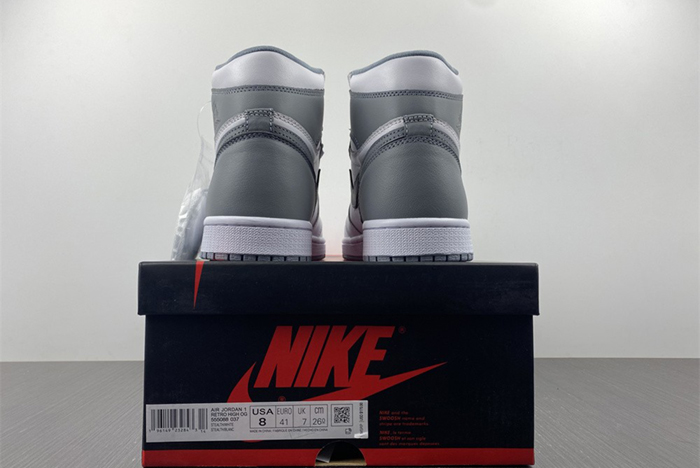 Air Jordan 1 High OG “Stealth”  555088-037