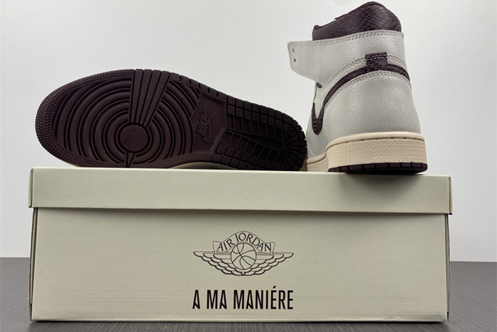 Air Jordan 1 High OG X A Ma Maniere   DO7097-100