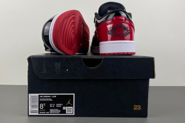 Air Jordan 1 Low patent red  553558-063