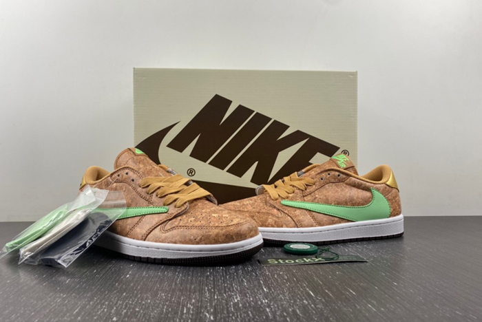 Air Jordan 1 x Travis Scott TS DM7866-922