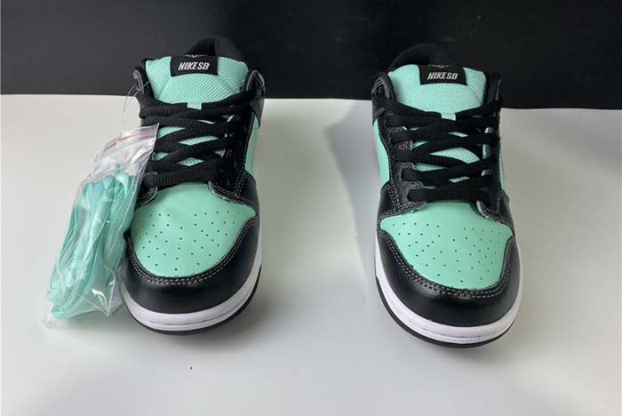 NIKE DUNK SB DIAMOND TIFFANY  304292 402