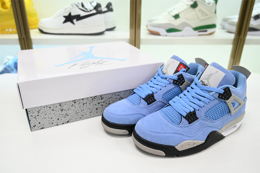 Air Jordan 4 “University Blue CT8527-400