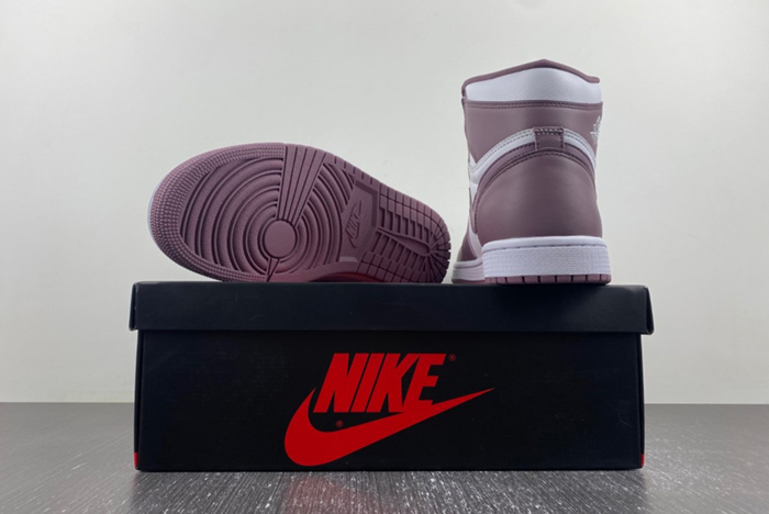 Air Jordan 1 High OG ‘Mauve’ DZ5485-105