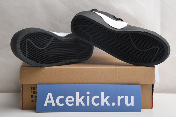 Off-White  Nike Blazer Black AA3832-001