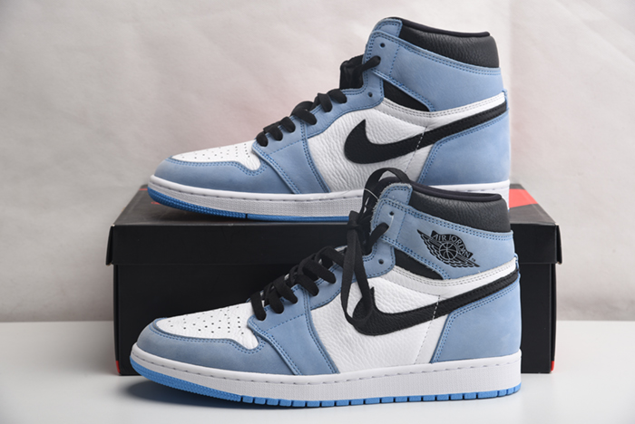 Air Jordan 1 High OG “University Blue  555088-134