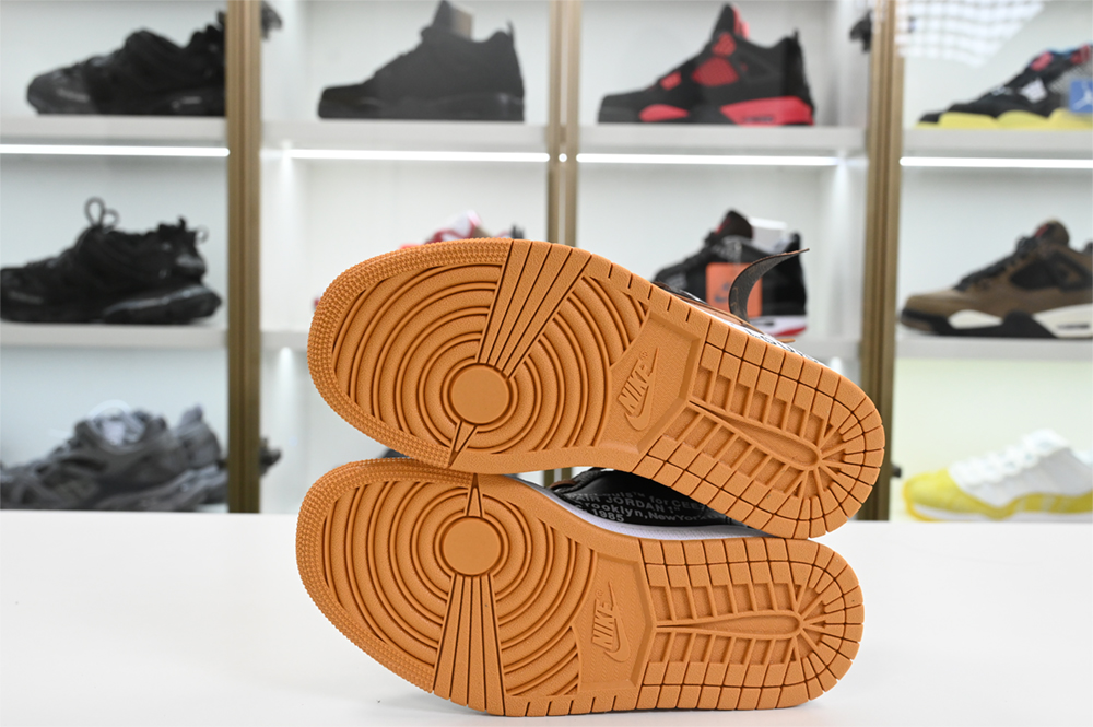 Louis V  x Off-White  x Air Jordan 1 Customs MENS AQ0818-158
