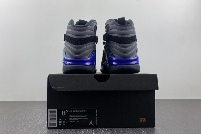 Air Jordan 8 Retro
