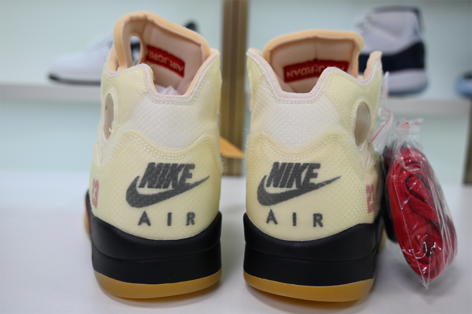 Off-White  x Air Jordan 5 “Sail” DH8565-100
