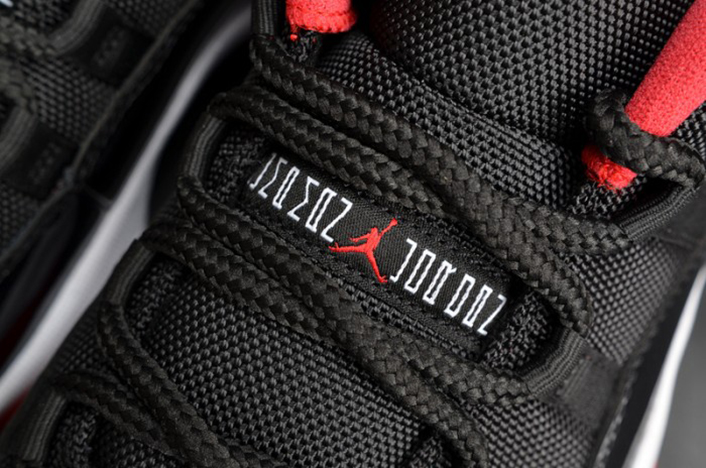 AIR JORDAN 11 RETRO LOW