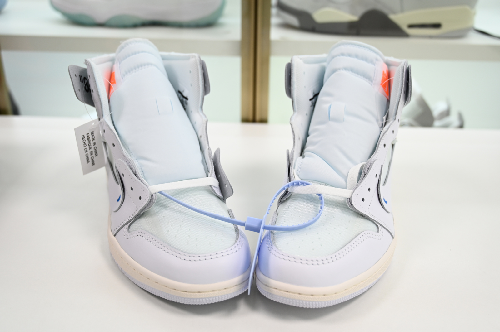 Off-White  Air Jordan 1 Retro High White AQ0818-100