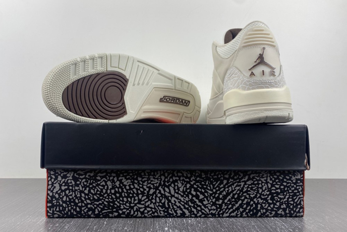Travis Scott x Air Jordan 3  Palomino  136064-668