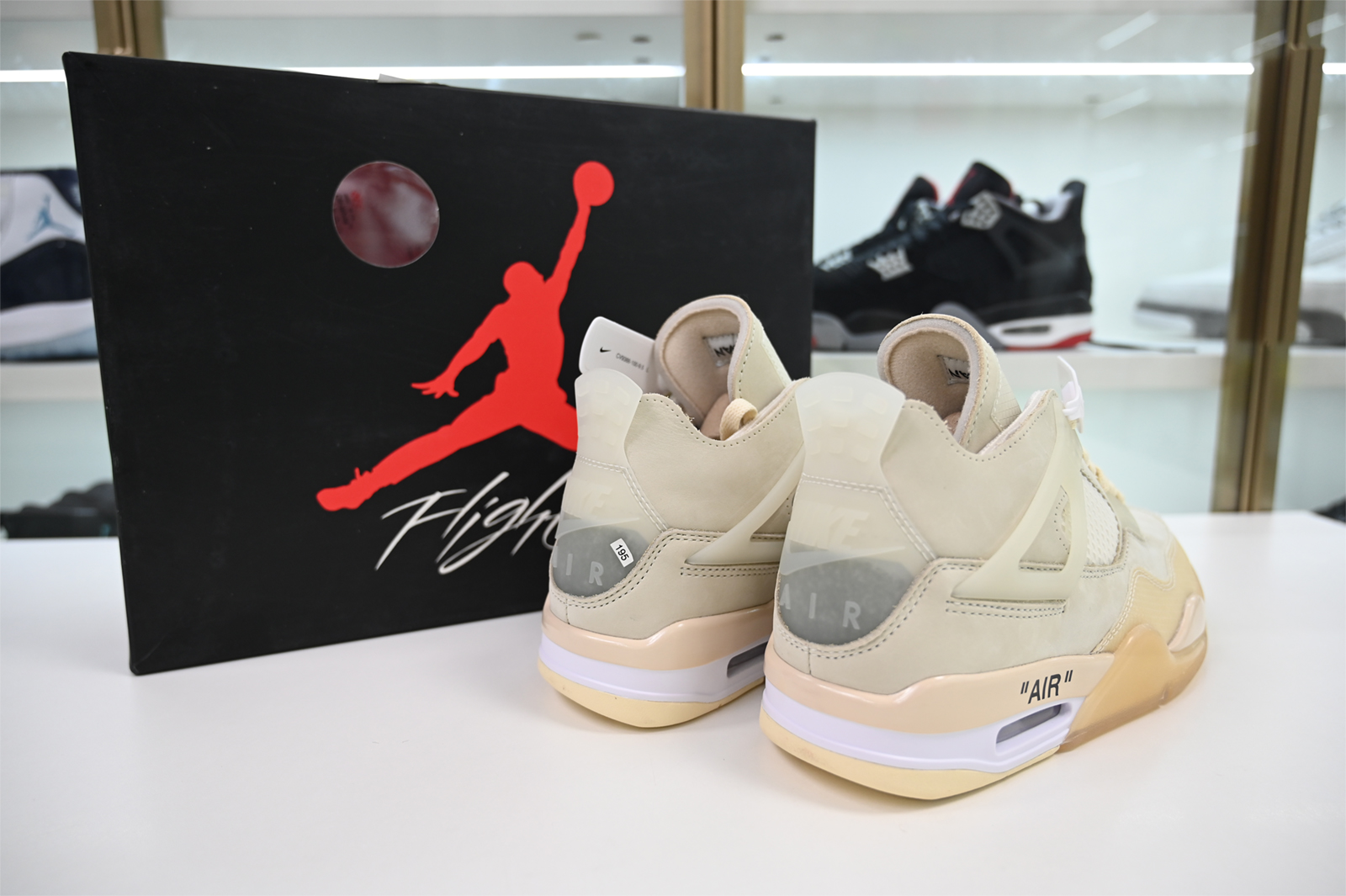 AIR JORDAN 4 RETRO x Off-White  CV9388-100
