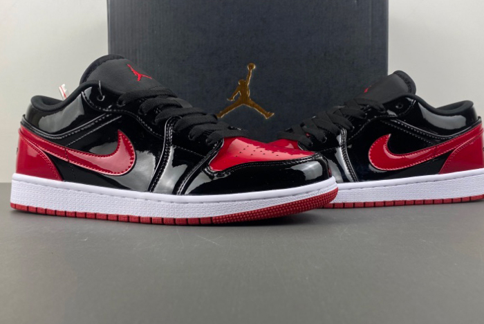 Air Jordan 1 Low patent red  553558-063