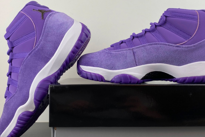 Air Jordan 11 CT8012-555