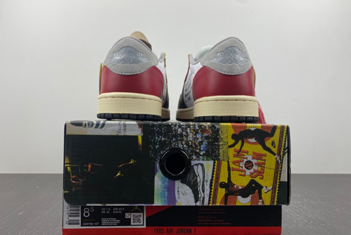 Off-White x Nike Air Jordan 1 Low OG