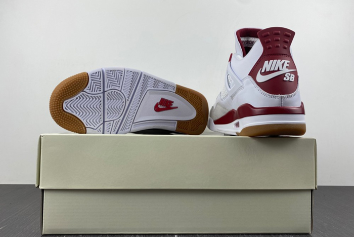 Nike SB x Air Jordan 4  Red DR5415-160