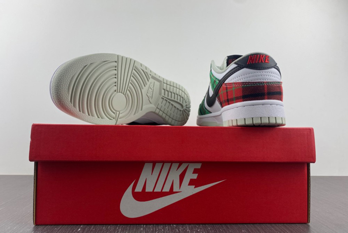 Nike Dunk Low “Plaid” DV0827-100