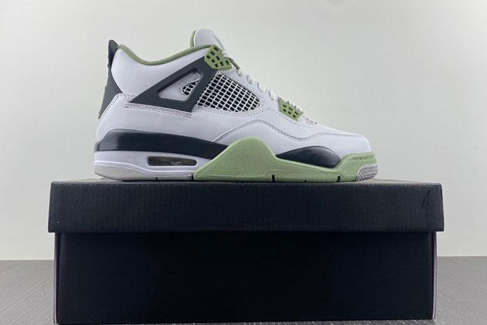 Air Jordan 4  “Seafoam” AQ9129-103