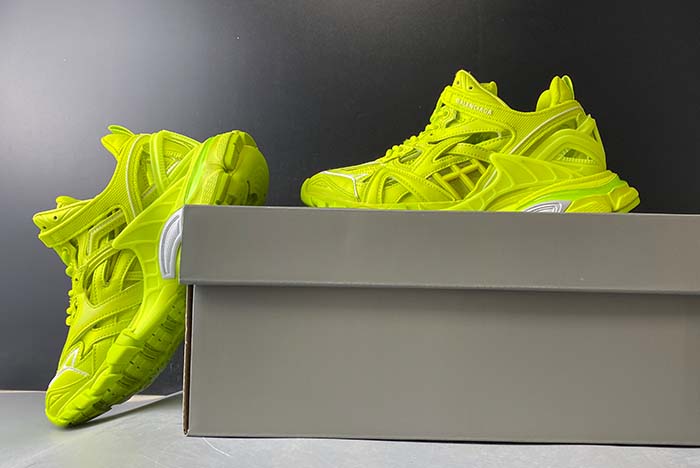 Balenciaga Track 2 W2GN5-5818