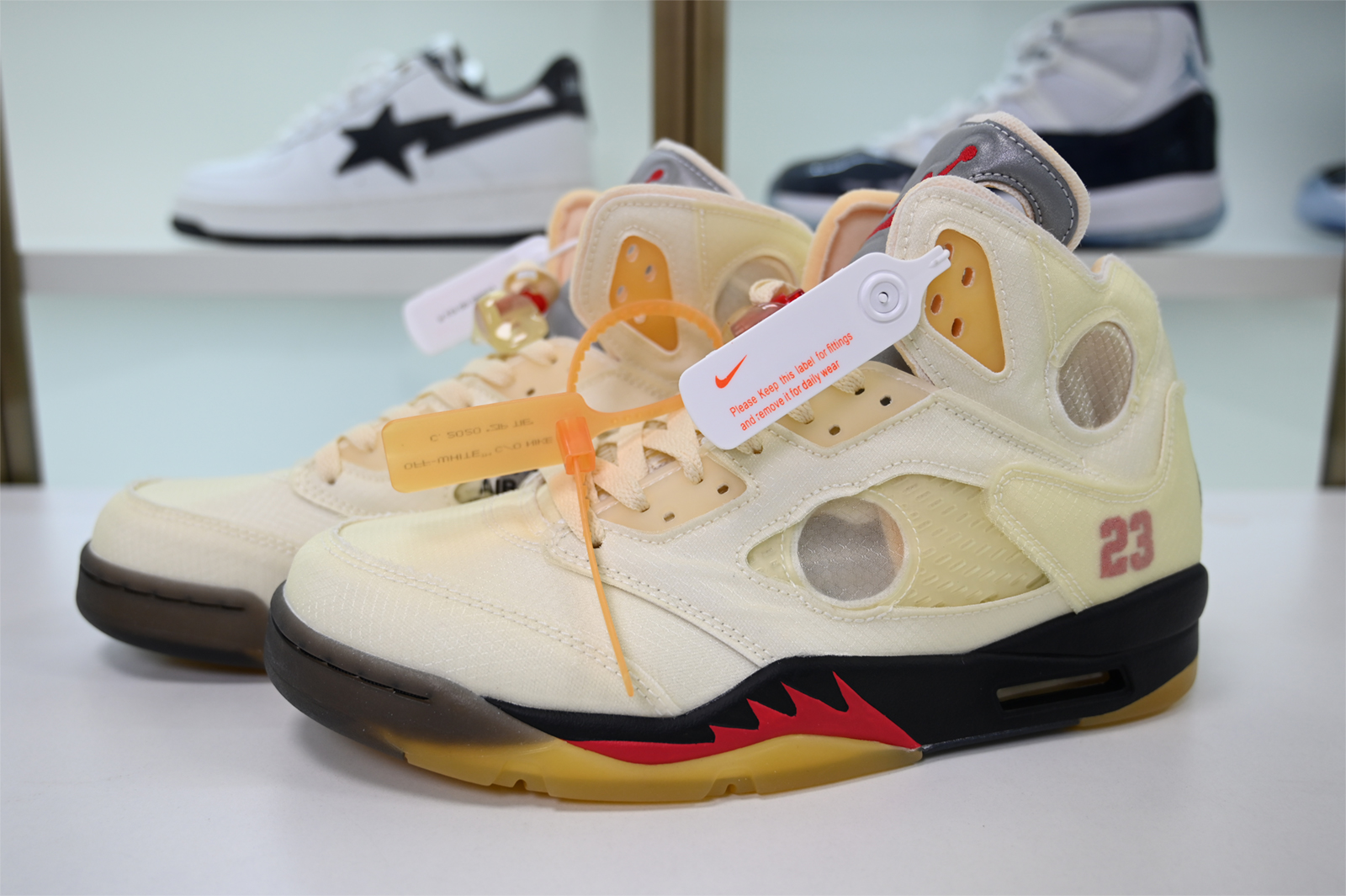 Off-White  x Air Jordan 5 “Sail” DH8565-100