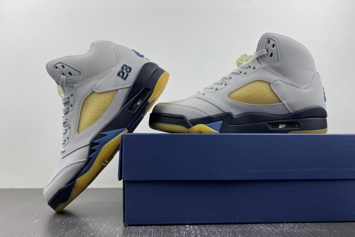 Jordan 5 Retro A Ma Maniére Diffused Blue FZ5758-004