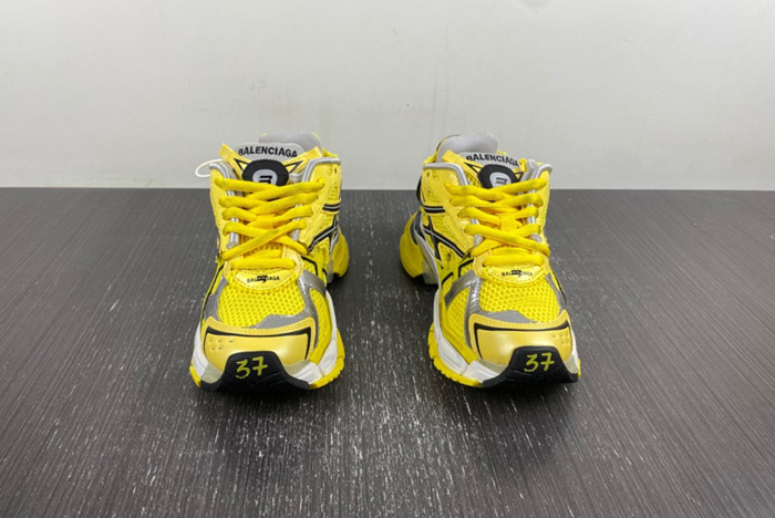 Balenciaga 7.0  TRACK 677402-W2RD3-0510