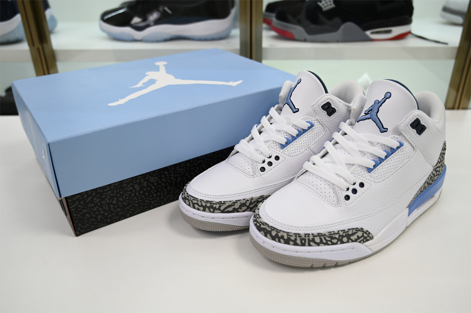 Previous Next AIR JORDAN 3 UNC CT8532-104