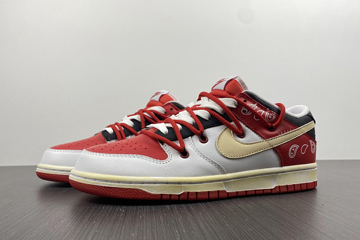 Nike SB Dunk Low