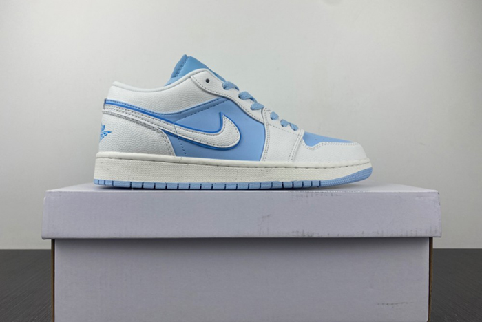 Jordan 1 Low SE Reverse Ice Blue  DV1299-104