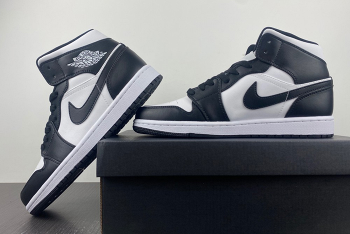 Air Jordan 1 Mid “Panda” DV0991-101
