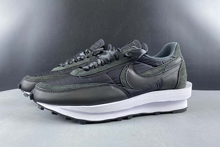 NIKE LDWAFFLE/SACAI BLACK MULTI-BV0073-002