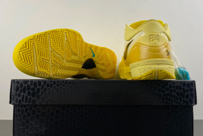 Nike Kobe 4 Protro CHBL Men