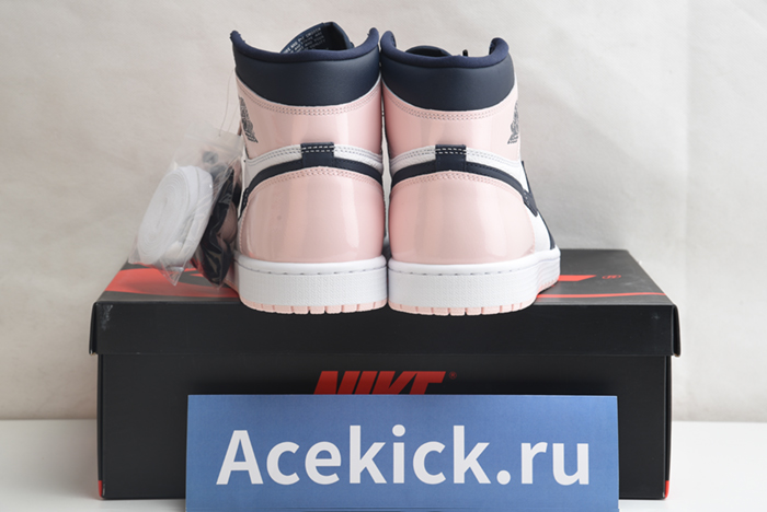 Air Jordan 1 High OG “Atmosphere” DD9335-641