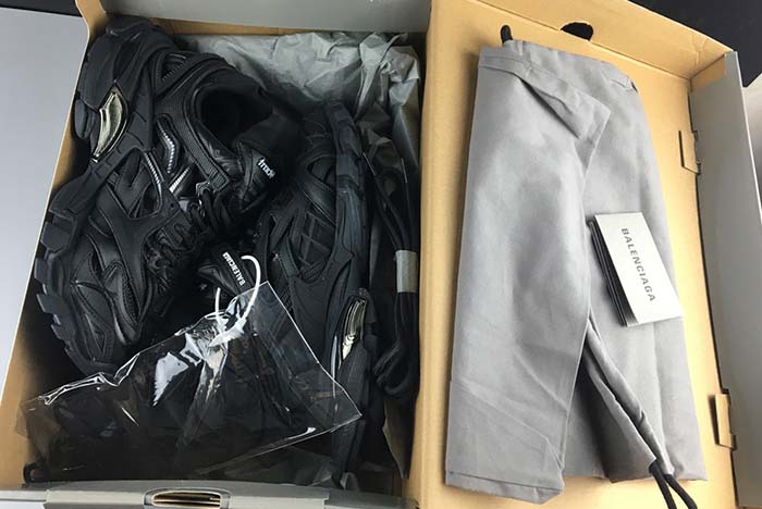 BALENCIAGA SNEAKER TESS.S.GOMMA 4.0 BLACK 570391 W2GN1 1000