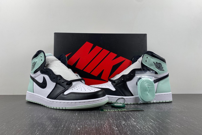 Jordan 1 Retro High Igloo Men