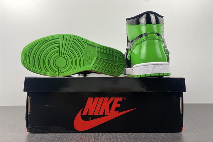 Air Jordan 1 Retr o OG AJ1 Green  555088-030