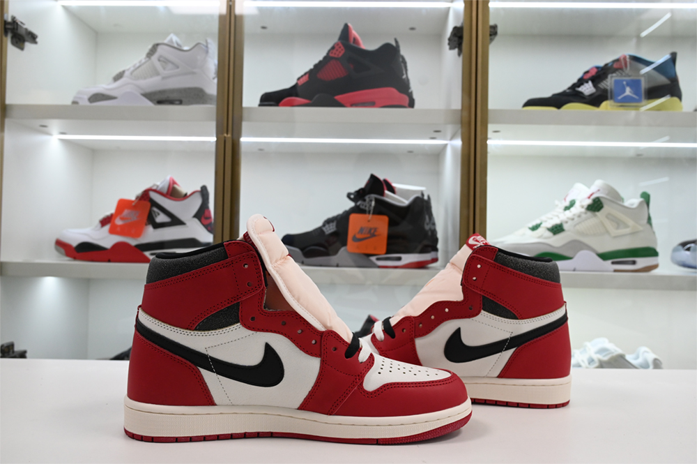 Air Jordan 1 High OG “Chicago Reimagined”  DZ5485-612