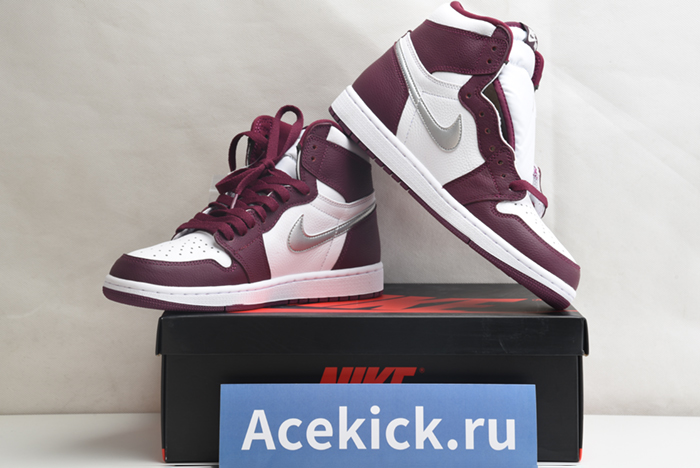 Air Jordan 1 High OG Volt Gold 555088-611