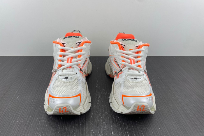 BALENCIAGA -Runner 7.0  877403 W1RB2 2115
