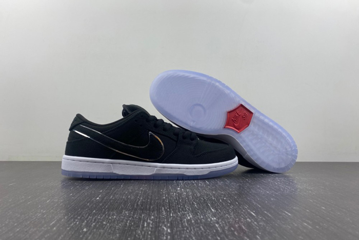 Nike Dunk Low  denim FN4193-013