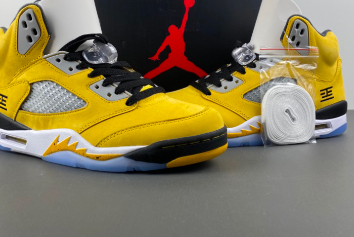 Air Jordan 5  Tokyo IO3372-700